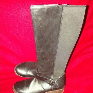 Cole Hann Women’s boots